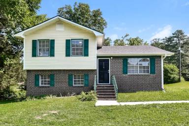 Main picture of 5114 Meadows Dr