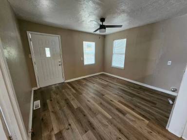 Main picture of 601 N I St