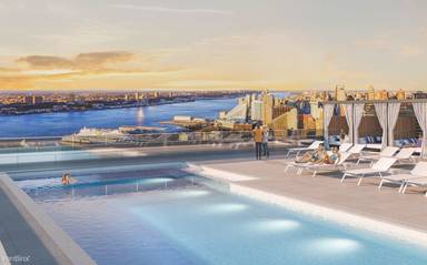 Main picture of 555TEN