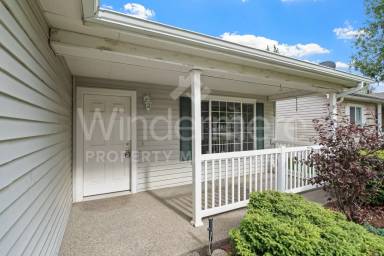 Main picture of 1702 N Aladdin Rd