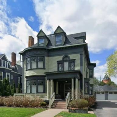 Main picture of 15 Strathallan Park