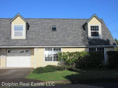 Main picture of 529 NE 9th St