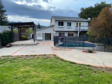 Main picture of 363 N Alamo Dr