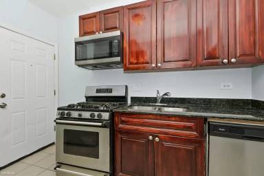 Main picture of 7529 S Colfax Ave