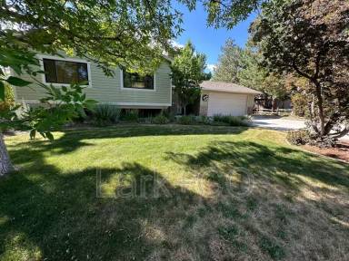 Main picture of 3815 E Easter Pl
