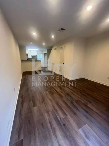 Main picture of 2417 Robley Dr