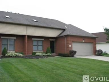 Main picture of 474 Radcliff Dr