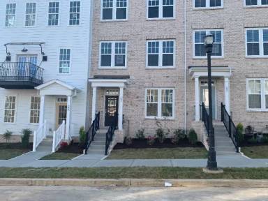 Main picture of 108 Burkitt Commons Ave