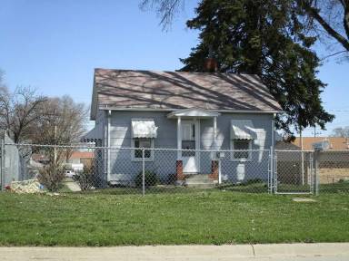 Main picture of 1943 E Ridgeway Ave