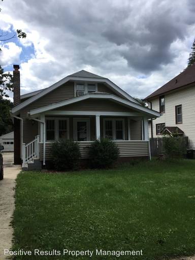 Main picture of 2220 Douglas St