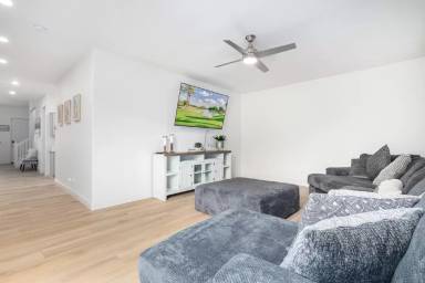 Main picture of 5260 E Hopi Ave