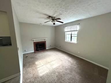 Main picture of 5163 Hunters Point Ln