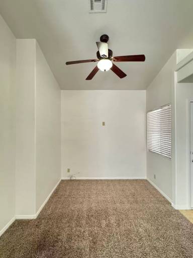 Main picture of 5213 Leopard Ct