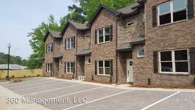 Main picture of 377 White St