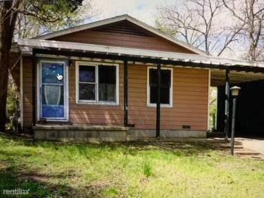 Main picture of 535 SE Elmhurst Ave