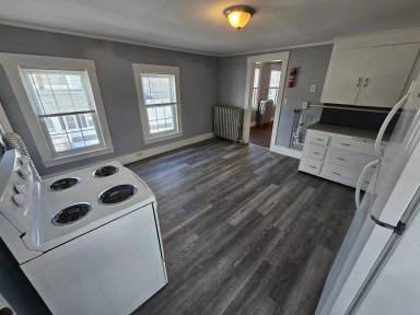 Main picture of 30 Summer St