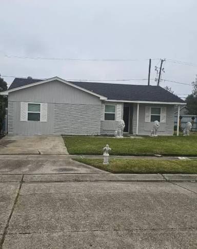 Main picture of 600 Mockingbird Ln
