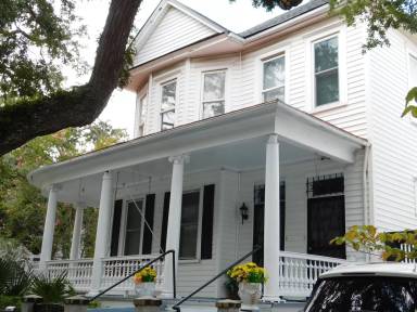 Main picture of 32 Carolina St