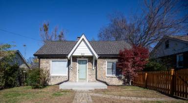 Main picture of 913 W Eastland Ave