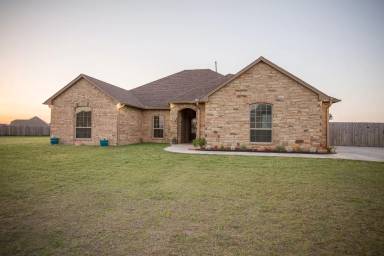 Main picture of 48 NE Creekside Dr