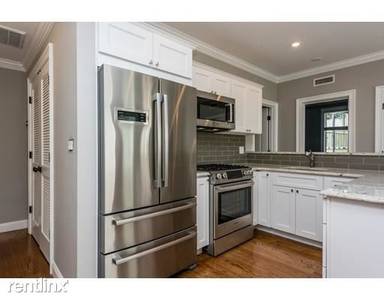 Main picture of 38 Hyde Park Ave