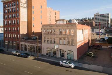 Main picture of 811 W 2nd Ave