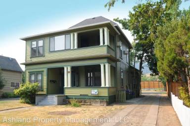 Main picture of B St., 154