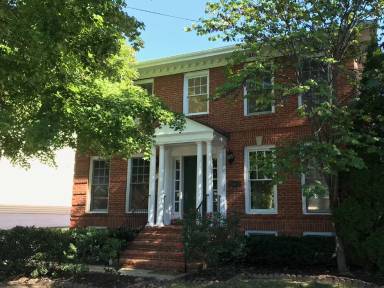 Main picture of 1805 N Adams St