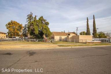 Main picture of 2306 N San Pablo Ave