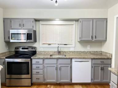 Main picture of 1105 N Taylor St