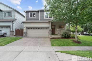 Main picture of 28616 Greenway Dr