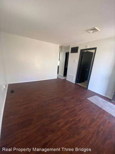 Main picture of 3913 Jennings Station Rd