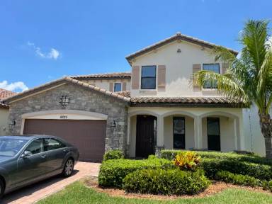 Main picture of 8824 Sandy Creek Way