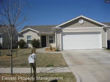 Main picture of 15401 Nightshade Dr