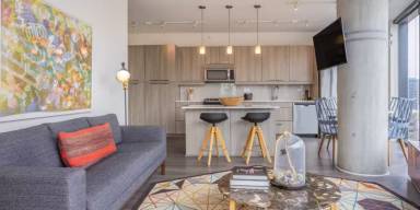 Main picture of 939 W Fulton Market