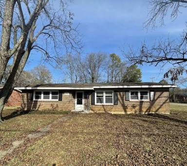 Main picture of 1085 Queensbury Dr