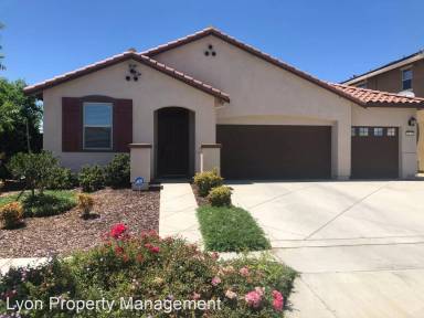 Main picture of 1632 House Dr