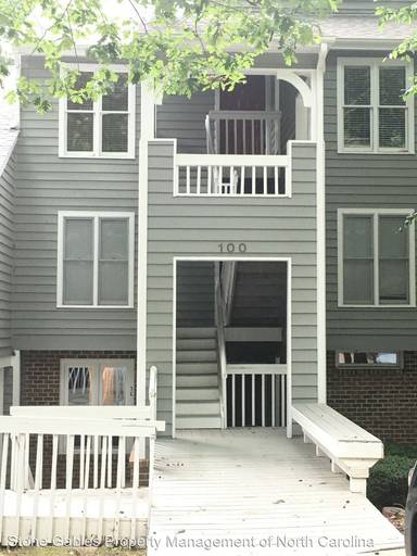 Main picture of 100 Hunting Chase