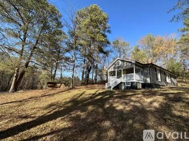 Main picture of 3017 Wax Rd SE