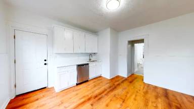 Main picture of 966 State St