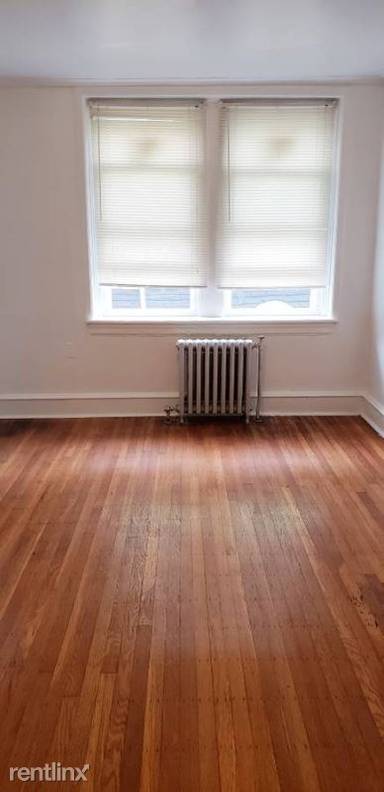 Main picture of 747 Thomas St