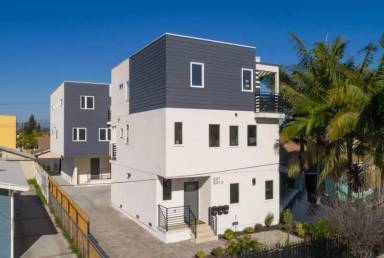 Main picture of 5337 Homeside Ave