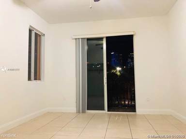 Main picture of 400 SW 2nd St