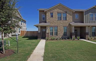Main picture of 631 Westfield Blvd