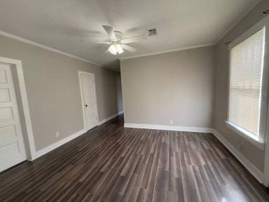 Main picture of 116 S Stanford St