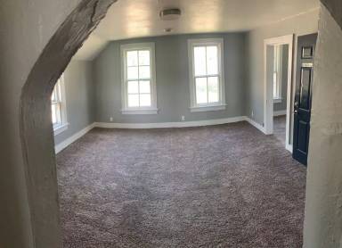 Main picture of 120 Hazel St
