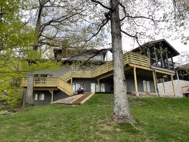 Main picture of 11690 W Maple Dr