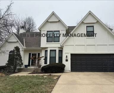 Main picture of 15410 Reeds St