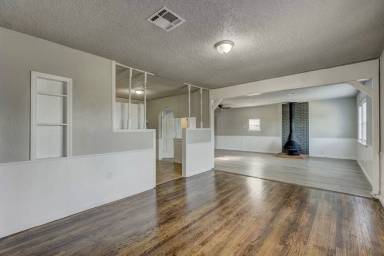 Main picture of 10724 Lejean Dr