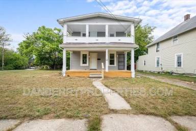 Main picture of 1848 Cone St